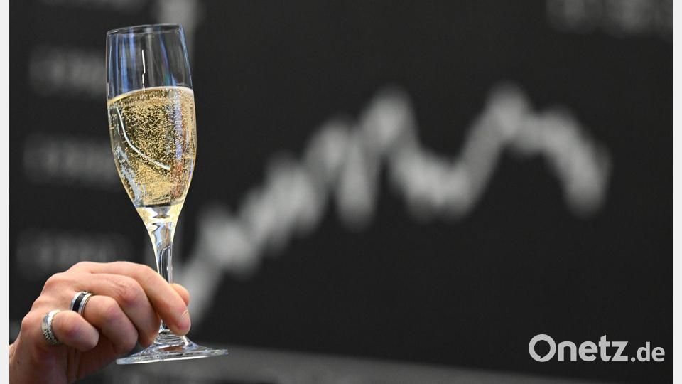 Die deutsche Fondsbranche eilt von Rekord zu Rekord. (Symbolbild) Bild: Arne Dedert/dpa