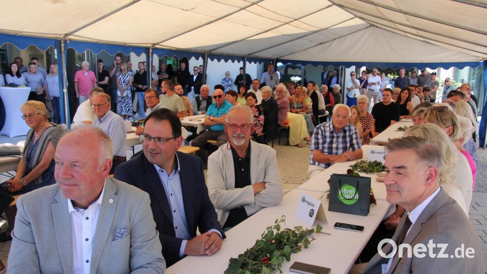Auch das Festzelt war gut gefüllt. Bild: kro