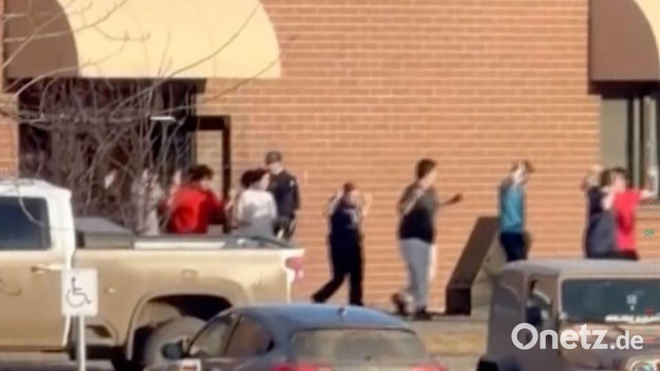 Über das Motiv wird noch gerätselt. Bild: Jordon Kosik/Jordon Kosik via AP/dpa