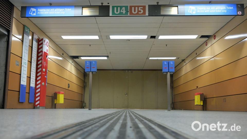 Die U-Bahnen in der Landeshauptstadt fuhren überhaupt nicht. Bild: Malin Wunderlich/dpa