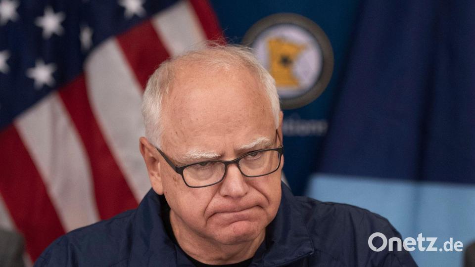 Spricht von langwierigen negativen Folgen durch die Einsätze der Bundesbeamten - Minnesotas Gouverneur Tim Walz (Archivbild). Bild: Jerry Holt/Star Tribune via AP/dpa