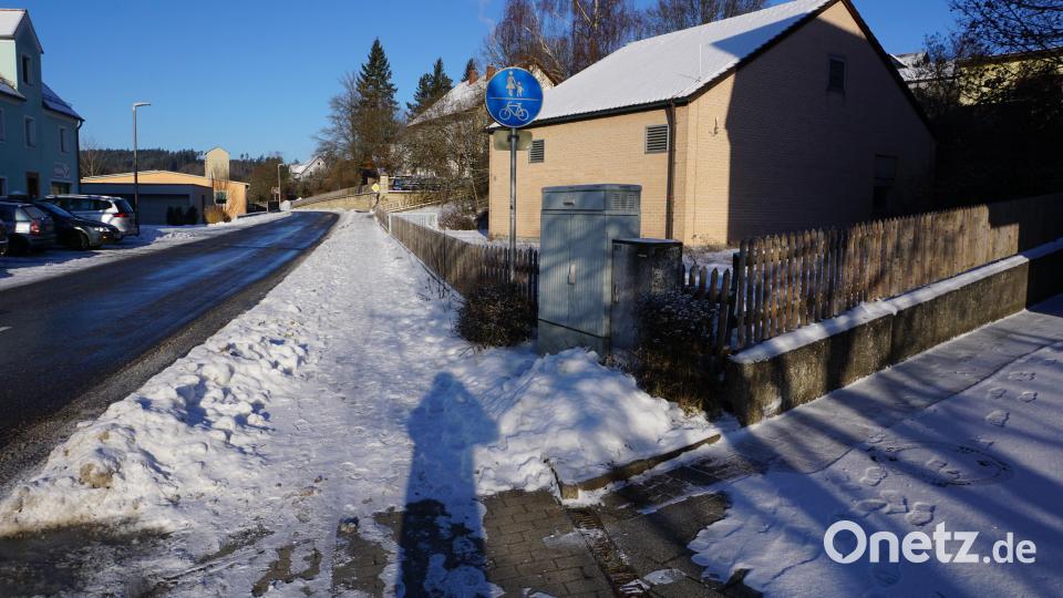 Bemängelt wurden die teilweise nicht geräumten Gehwege. Bild: tra