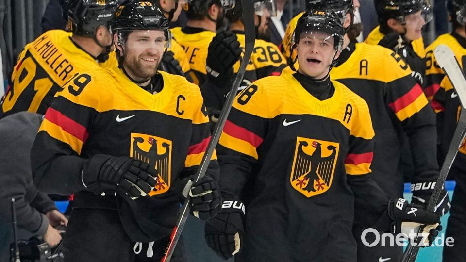 Leon Draisaitl und Tim Stützle führen Deutschlands Eishockey-Team zum Sieg gegen Dänemark Bild: Hassan Ammar/AP/dpa