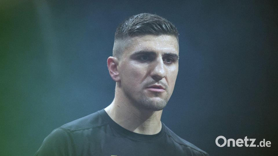 Gibt mal wieder ein Comeback im Ring: Boxer Marco Huck. (Archivbild) Bild: Soeren Stache/dpa