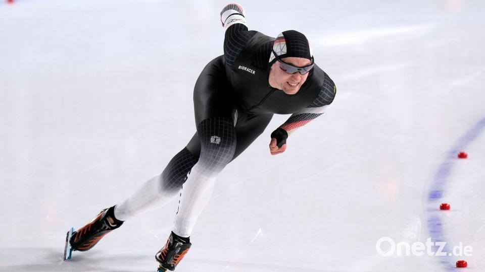Hatte mit der Medaillenentscheidung über 500 Meter nichts zu tun: Hendrik Dombek. Bild: Luca Bruno/AP/dpa