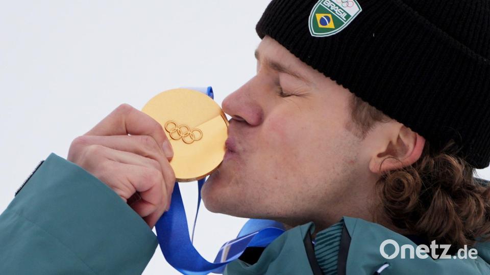 Lucas Pinheiro Braathen schreibt beim Riesenslalom Olympia-Geschichte. Bild: Rebecca Blackwell/AP/dpa