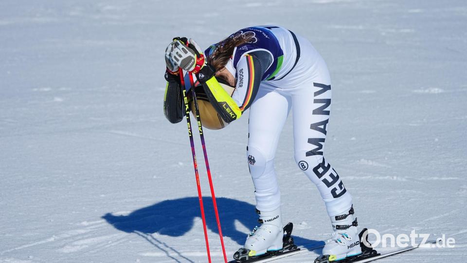 Geknickt nach dem fehlerhaften Finale: Lena Dürr. Bild: Michael Kappeler/dpa