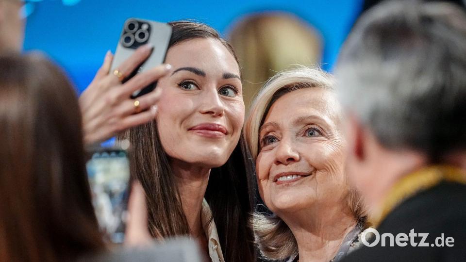 Sanna Marin und Hillary Clinton Bild: Kay Nietfeld/dpa