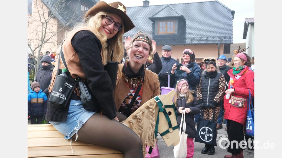 Die Apachen waren mit ihren Pferden aus Hohentreswitz herangeritten. Bild: Hirsch