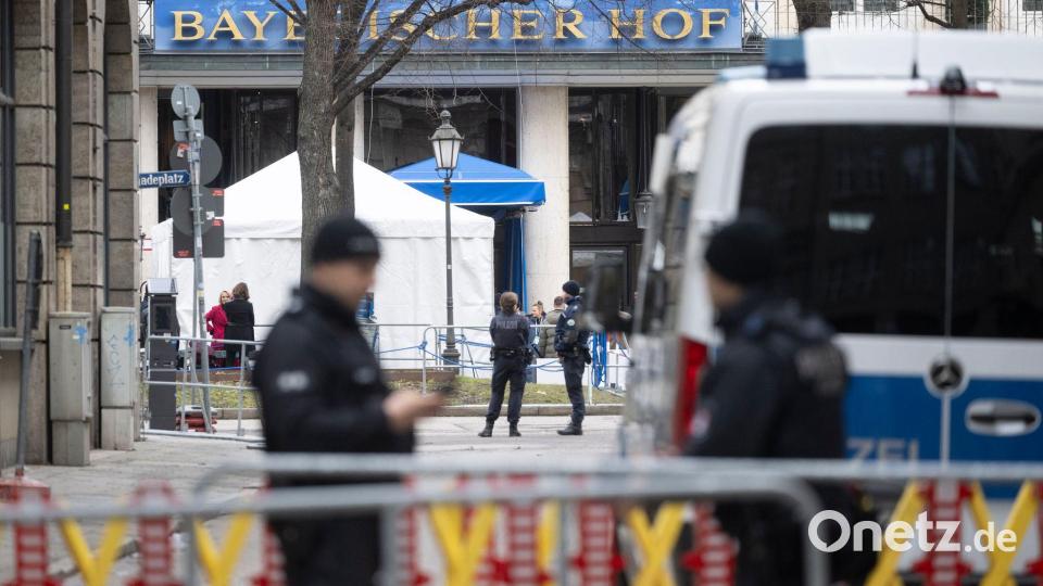 Der Bayerische Hof wurde während des Treffens hochrangiger Gäste aus aller Welt zur Hochsicherheitszone. Bild: Marijan Murat/dpa
