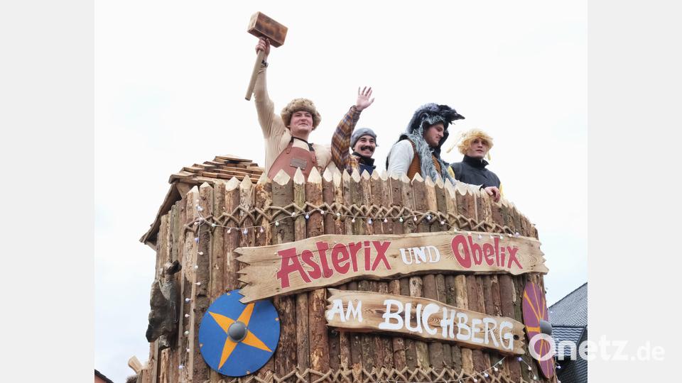 Über Rom, den Olymp und „Kemad am Bucberg“ gelangten Asterix und Obelix nach Stulln. Bild: Hirsch