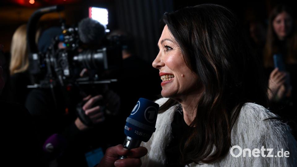 Iris Berben sieht Liebesszenen wie eine Choreographie. (Archivbild) Bild: Sven Hoppe/dpa