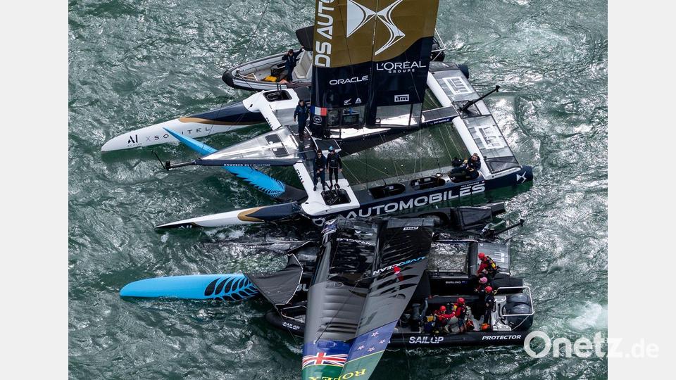 Beim SailGP in Auckland kollidierte das Team aus Neuseeland mit dem französischen Boot. Bild: Simon Bruty For SailGP/AAP/dpa