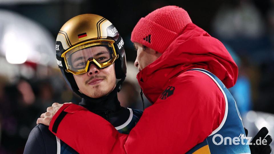 Einzel-Olympiasieger Philipp Raimund (l) und Andreas Wellinger (r) gehören zum deutschen Super-Team-Aufgebot. Bild: Daniel Karmann/dpa