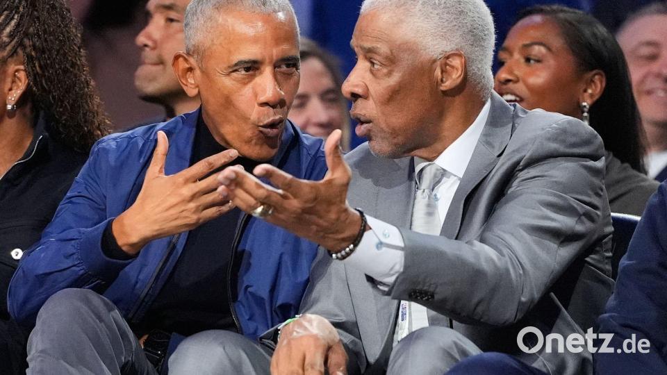 Der ehemalige US-Präsident Barack Obama war als Zuschauer beim All-Star-Game. Bild: Mark J. Terrill/AP/dpa