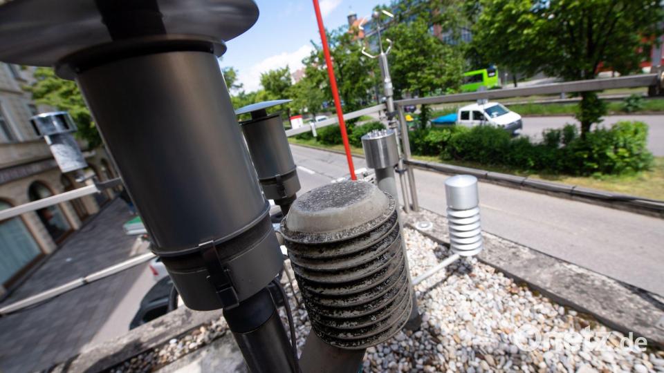 An der Landshuter Allee wurden Grenzwerte unter anderem für Stickstoffdioxid immer wieder überschritten. (Archivbild) Bild: Sven Hoppe/dpa