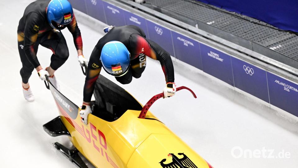Francesco Friedrich (Pilot) und Alexander Schüller liegen nach dem zweiten Lauf schon weit zurück. Bild: Robert Michael/dpa