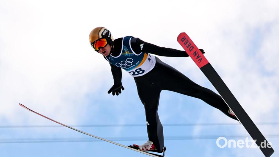 Nach dem Skispringen war der Rückstand für Vinzenz Geiger bereits riesig. Bild: Daniel Karmann/dpa