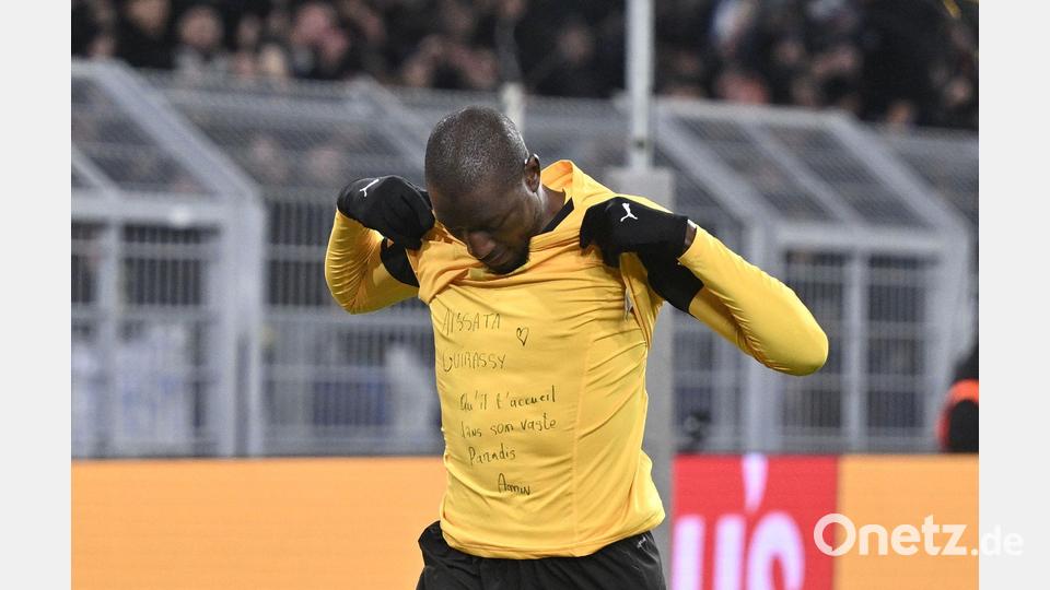 Zeigte nach seinem Tor eine emotionale Botschaft: Serhou Guirassy. Bild: Bernd Thissen/dpa