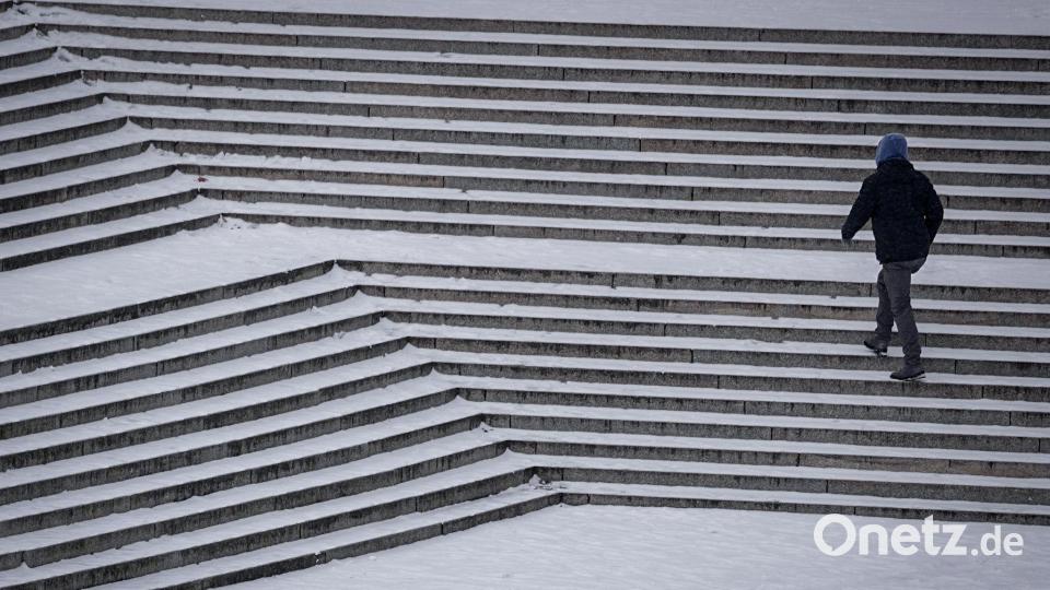 Schnee liegt am Morgen im Regierungsviertel in Berlin. Bild: Kay Nietfeld/dpa
