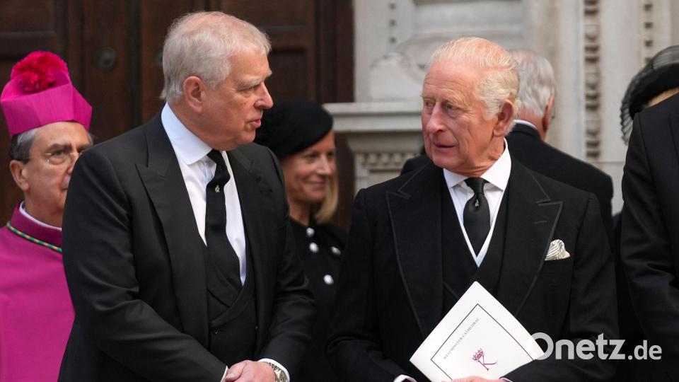 Andrew wurde festgenommen, sein Bruder Charles sichert der Polizei seine Unterstützung zu. Bild: Joanna Chan/AP/dpa