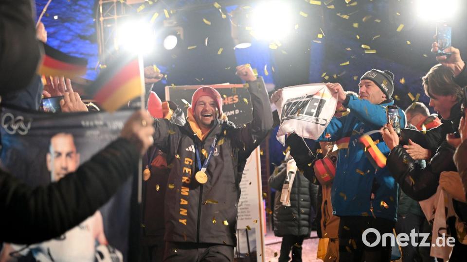 Bob-Pilot Johannes Lochner gelang bei seinen letzten Olympischen Spielen der Olympiasieg. Bild: Robert Michael/dpa