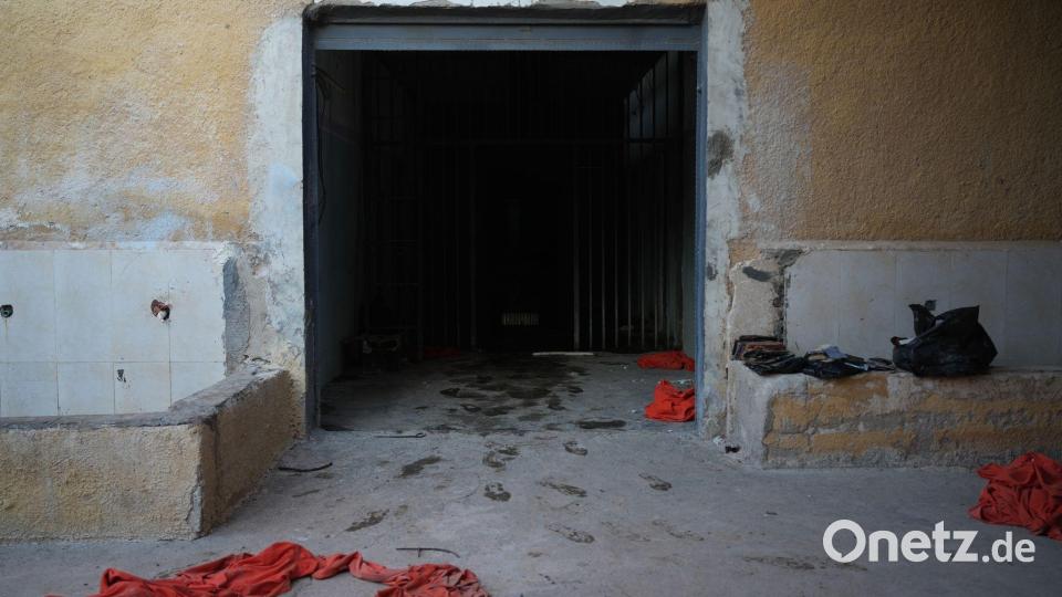 Insassen des al-Schaddadi-Gefängnisses in Syrien konnten im Januar fliehen, wurden aber später teils wieder geschnappt und in den Irak gebracht. (Archivbild) Bild: Moawia Atrash/dpa