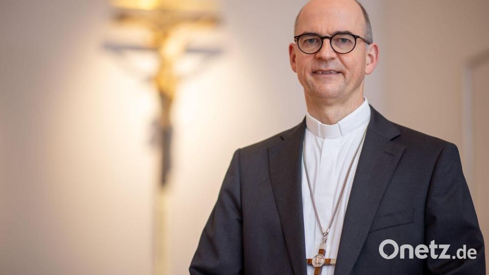 Der Würzburger Bischof Jung ist Gastgeber der Frühjahrsvollversammlung der deutschen Bischöfe. (Archivbild) Bild: Daniel Karmann/dpa