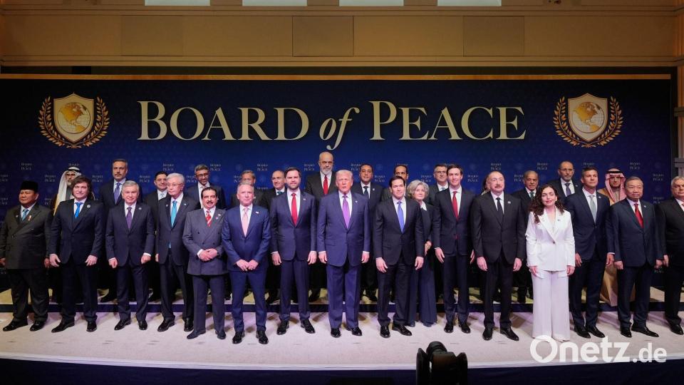 Der Friedensrat ist zu einer ersten Sitzung in Washington zusammengekommen. Bild: Mark Schiefelbein/AP/dpa