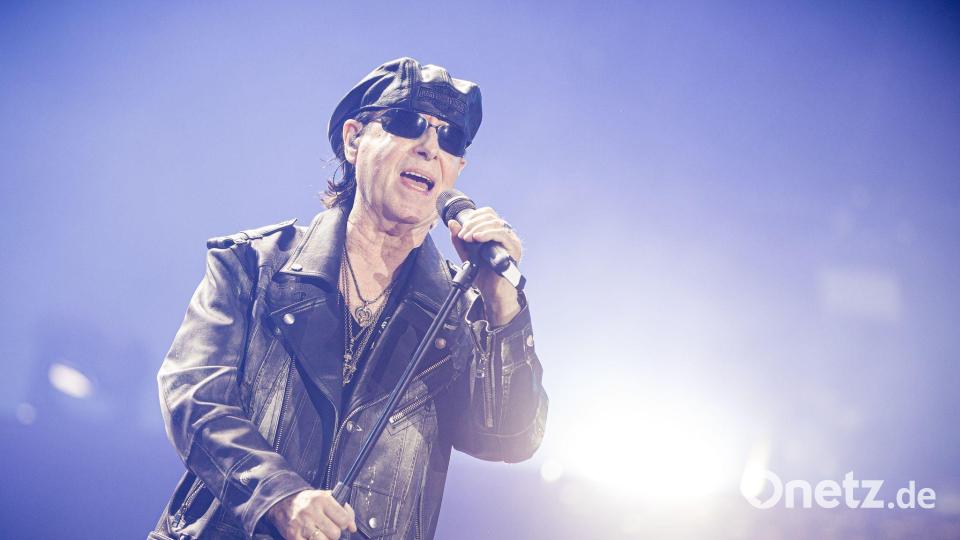 Klaus Meine von den Scorpions kommt als „Special Guest“ zu „Sing meinen Song“. (Archivbild) Bild: Moritz Frankenberg/dpa