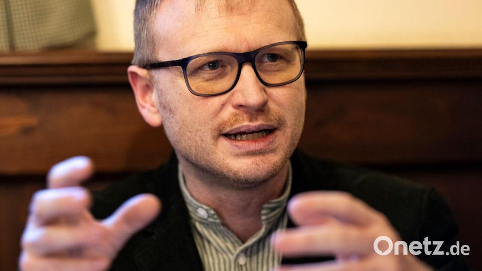 Niklas Hilber sieht in den Bereichen Politik, Schule und Kunst Möglichkeiten, das Image von Dialekten zu verbessern. (Archivbild) Bild: Lennart Preiss/dpa