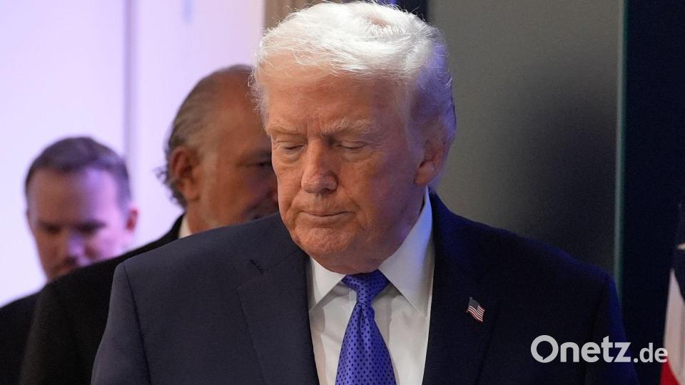 Der Supreme Court hat viele seiner Zölle für illegal erklärt - nun reagiert Trump. Bild: Alex Brandon/AP/dpa