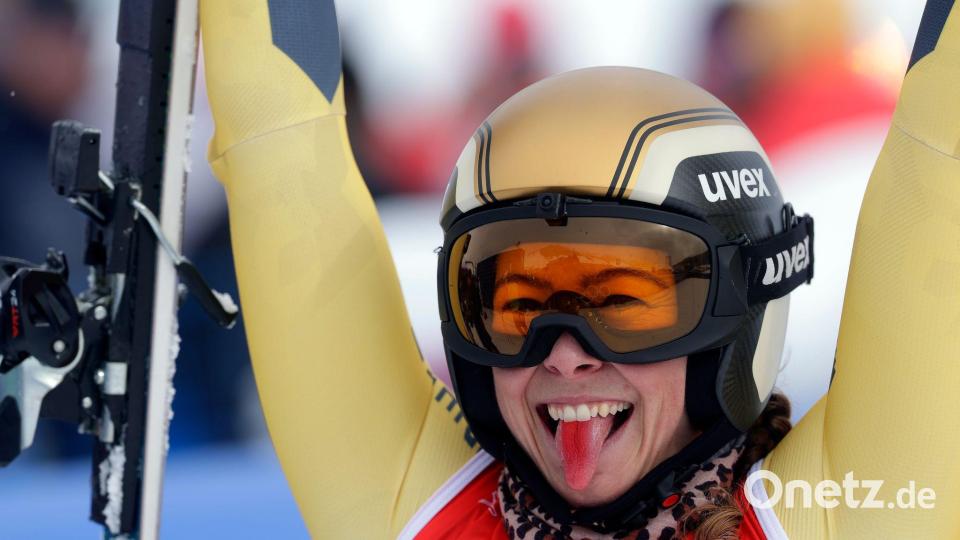 Jubel mit verfärbter Zunge: Daniela Maier Bild: Oliver Weiken/dpa