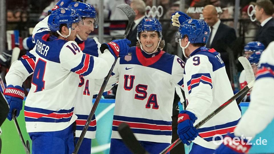 Die US-Boys hatten keine Mühe mit Deutschland-Bezwinger Slowakei. Bild: Hassan Ammar/AP/dpa