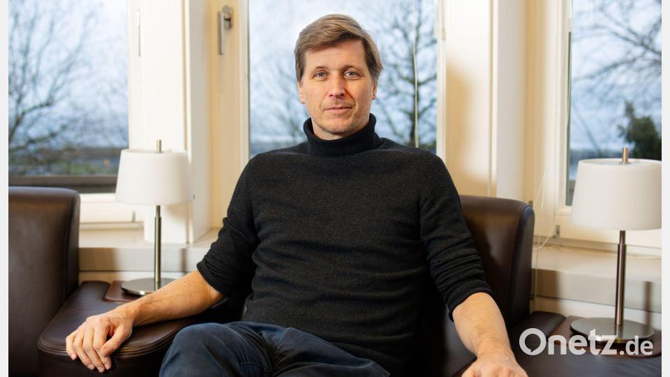 Schularick verknüpft in seiner Forschung Makroökonomie mit Wirtschaftsgeschichte und ist dafür 2022 mit dem Leibniz-Preis ausgezeichnet worden. (Archivbild) Bild: Frank Molter/dpa