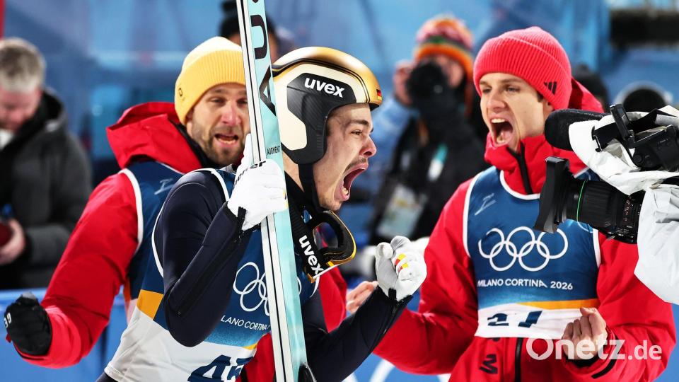 Gold-Coup: Skispringer Philipp Raimund schreit seine Freude über den Olympiasieg heraus. (Archivbild) Bild: Daniel Karmann/dpa