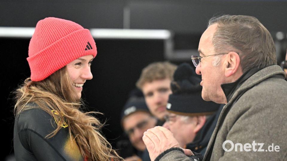 Verteidigungsminister Boris Pistorius sah sich an der Bahn Laura Noltes Rennen an. Bild: Robert Michael/dpa