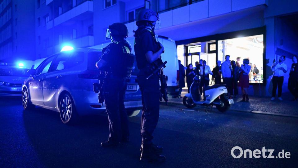 Polizeieinsatz im Mai 2025 nach Schüssen nahe der Friedrichstraße in Berlin. Bild: Sebastian Gollnow/dpa
