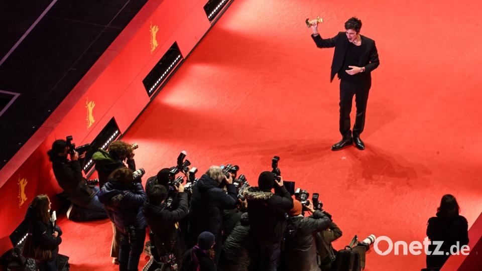 „Gelbe Briefe“ handelt von einem türkischen Paar, das wegen seiner politischen Meinung unter Druck gerät. Bild: Britta Pedersen/dpa