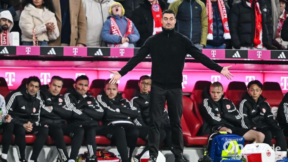 Eintracht Trainer Albert Riera sieht einen Fortschritt. Bild: Harry Langer/dpa