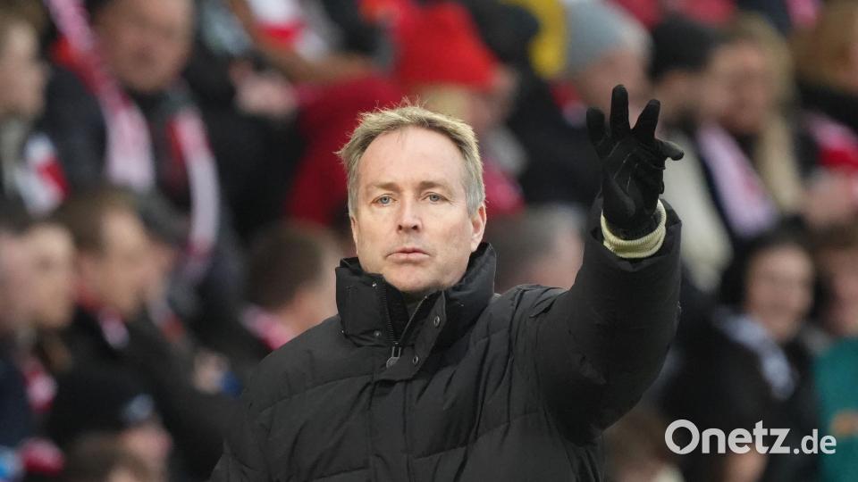 Titelchance mit Leverkusen: Trainer Kasper Hjulmand. (Archivbild) Bild: Soeren Stache/dpa