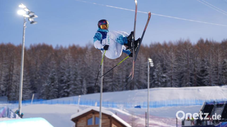 Springt so hoch wie kaum eine andere: Eileen Gu. Bild: David Davies/PA Wire/dpa