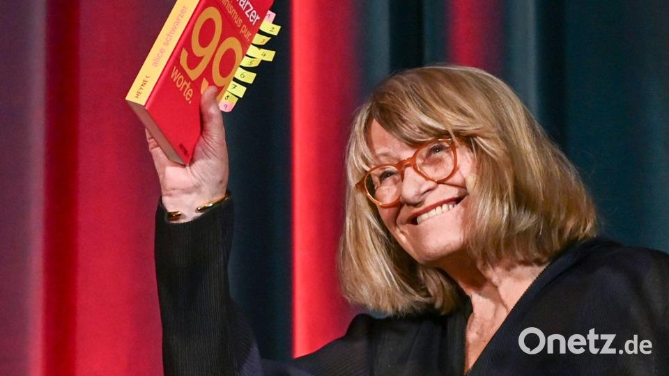 Jahrzehntelang engagiert für Frauenrechte: Alice Schwarzer Bild: Jens Kalaene/dpa