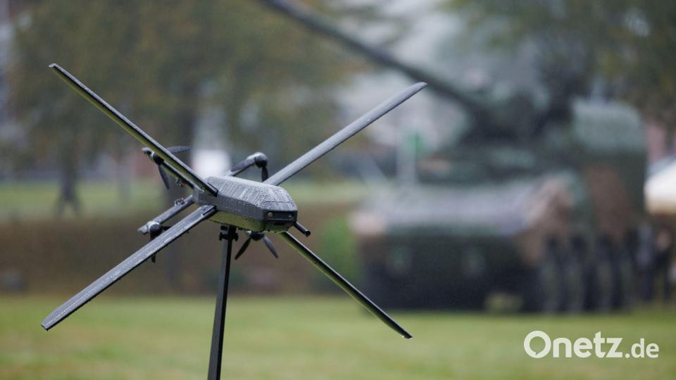 Drohnenwaffe HX-2 von Helsing Bild: Friso Gentsch/dpa