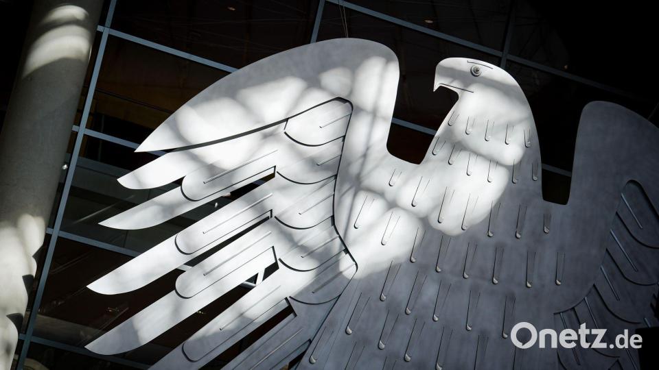 Der Staat hat im vergangenen Jahr erneut deutlich mehr Geld ausgegeben, als er eingenommen hat. (Symbolbild) Bild: Kay Nietfeld/dpa