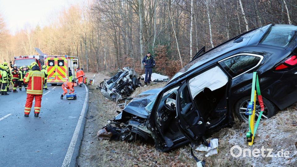 Nicht nur auf Landstraßen ist häufig überhöhte Geschwindigkeit die Unfallursache. (Symbolbild) Bild: Ralf Hettler/dpa