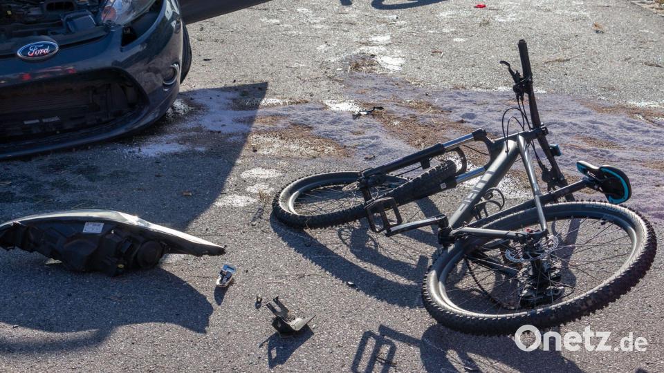 Die Unfälle mit Radfahrern nahmen 2025 zu, doch es kamen weniger Opfer ums Leben. (Symbolbild). Bild: Wisberger/EinsatzReport24/dpa