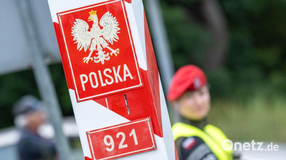 Der Fahrer eines geklauten Wohnmobils hat eine Grenzkontrolle zwischen Tschechien und Polen ignoriert. (Symbolbild) Bild: Stefan Sauer/dpa