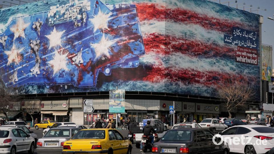 Irans Regierung demonstriert parallel zu den Verhandlungen Stärke. (Archivbild) Bild: Vahid Salemi/AP/dpa