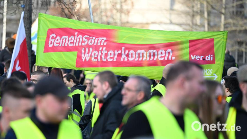 Der deutschlandweite Warnstreik dauert je nach Region bis in die Nacht auf Samstag oder in die Nacht auf Sonntag. Bild: Elisa Schu/dpa